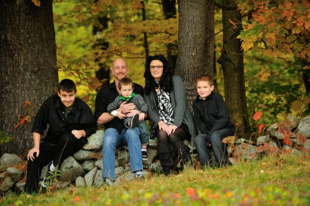 581395_4839275628128_389209563_n